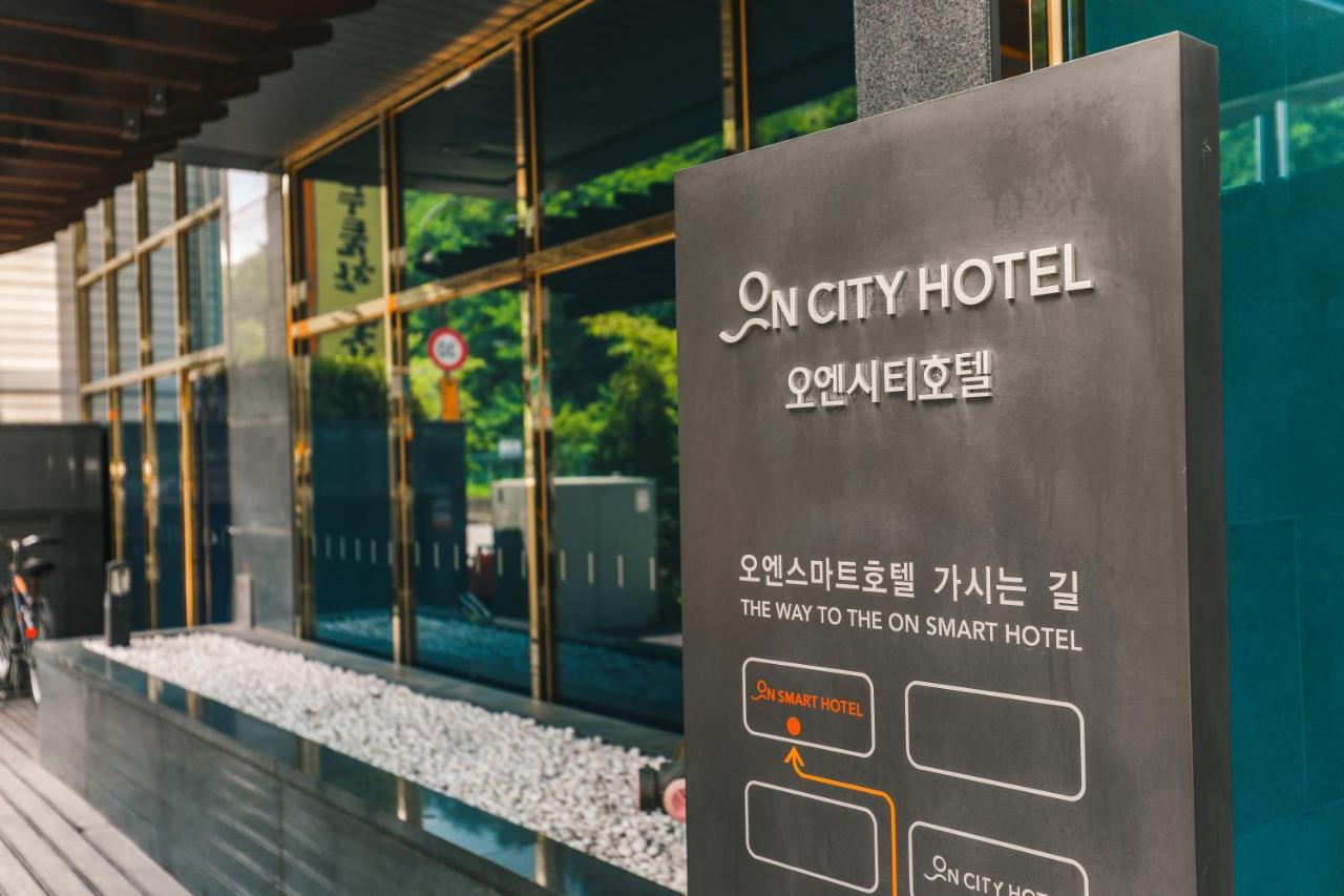 On City Hotel Cshonan Kültér fotó