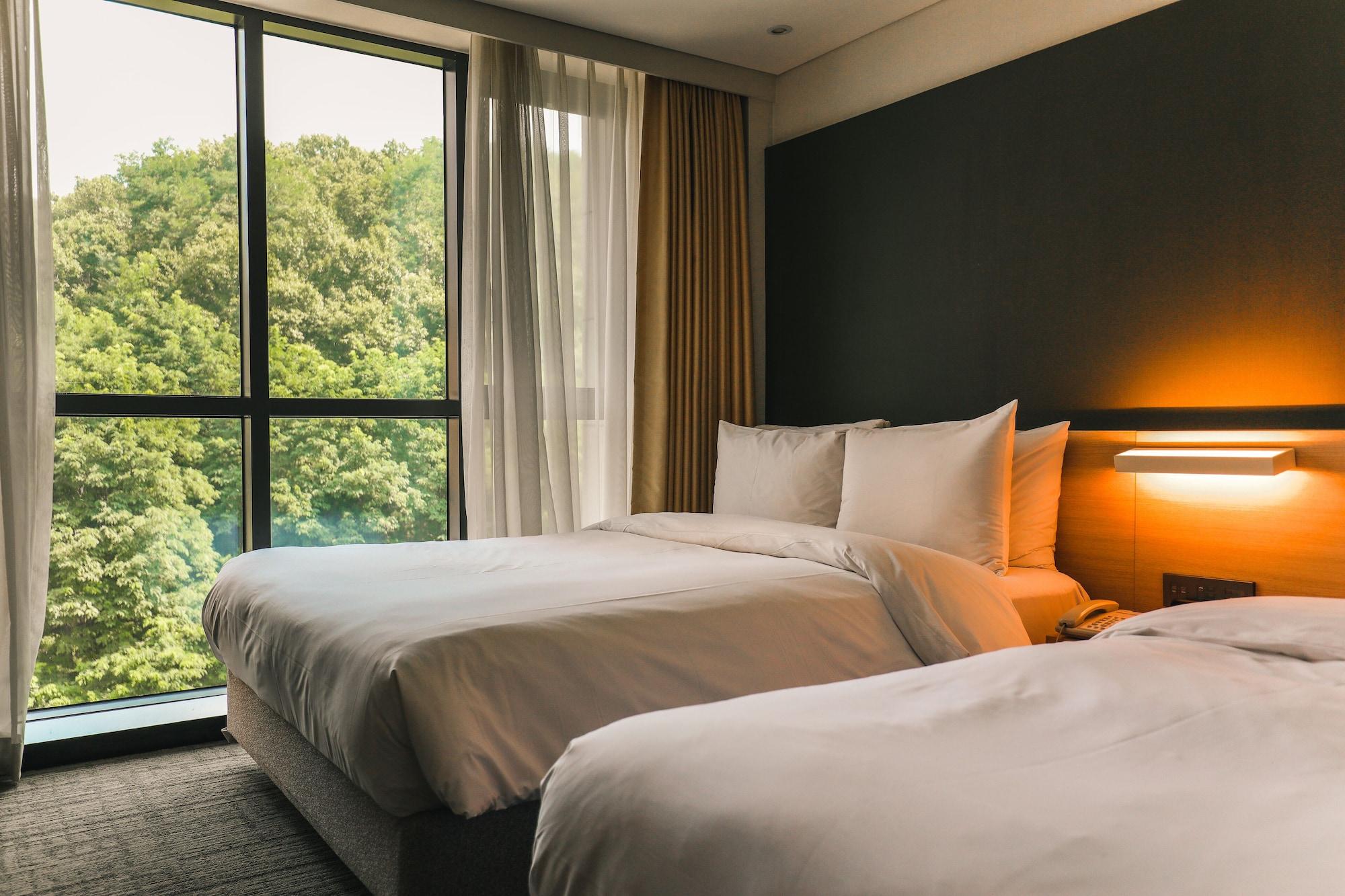 On City Hotel Cshonan Kültér fotó