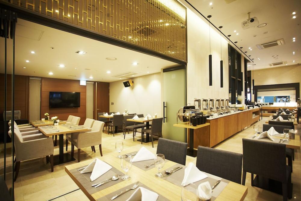 On City Hotel Cshonan Kültér fotó