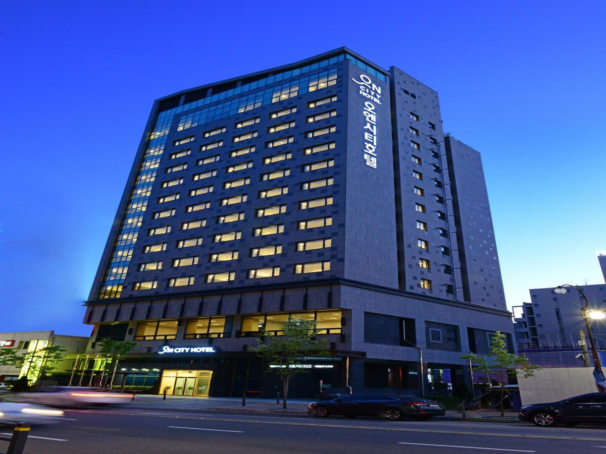 On City Hotel Cshonan Kültér fotó